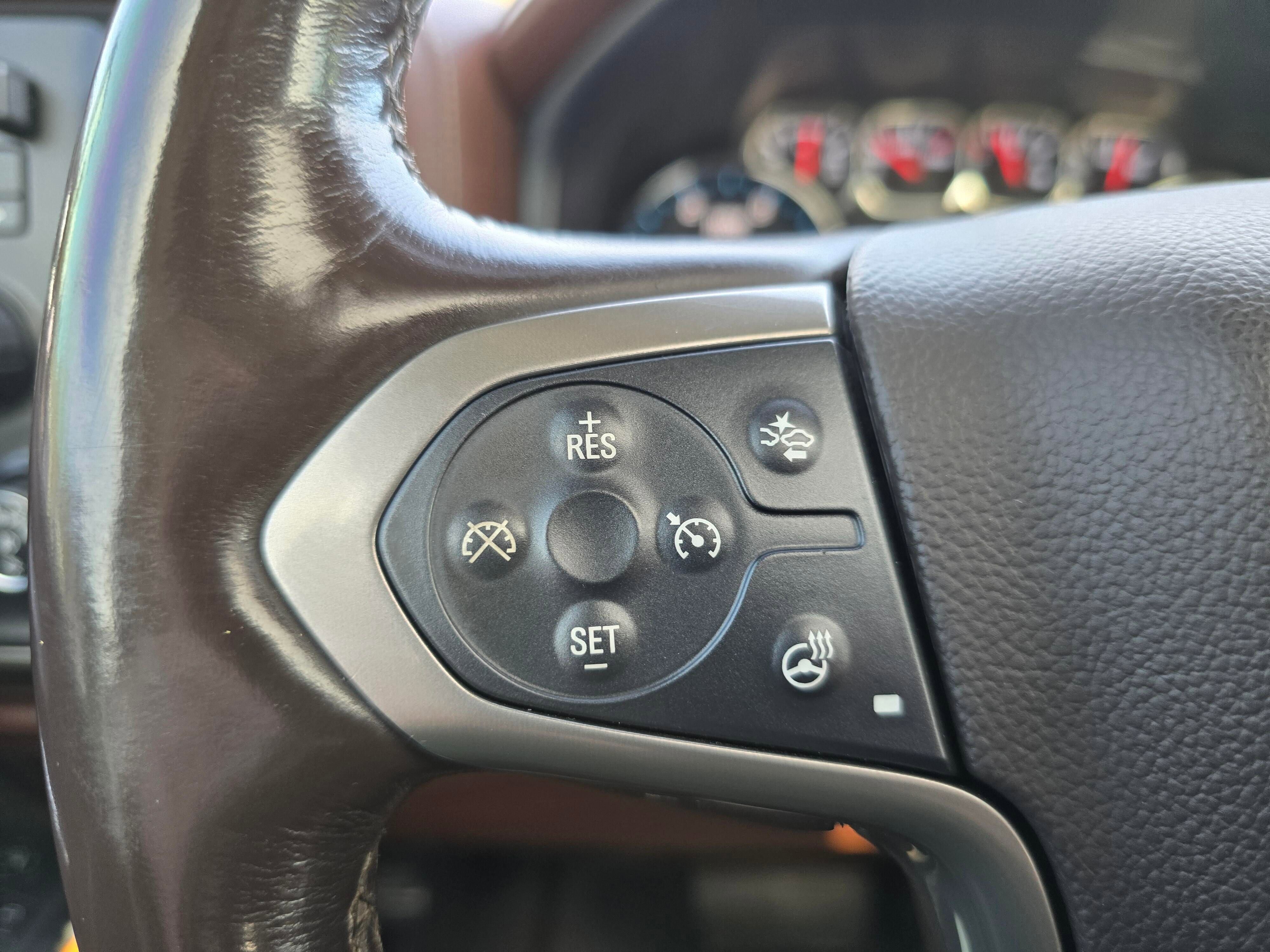 Used 2015 Chevrolet Silverado 3500 High Country image 21