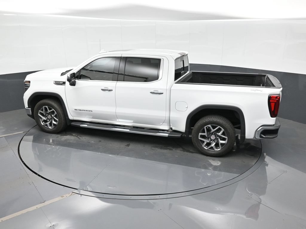 Used 2024 GMC Sierra 1500 SLT w/ SLT Premium Plus Package AWD/4WD image 27
