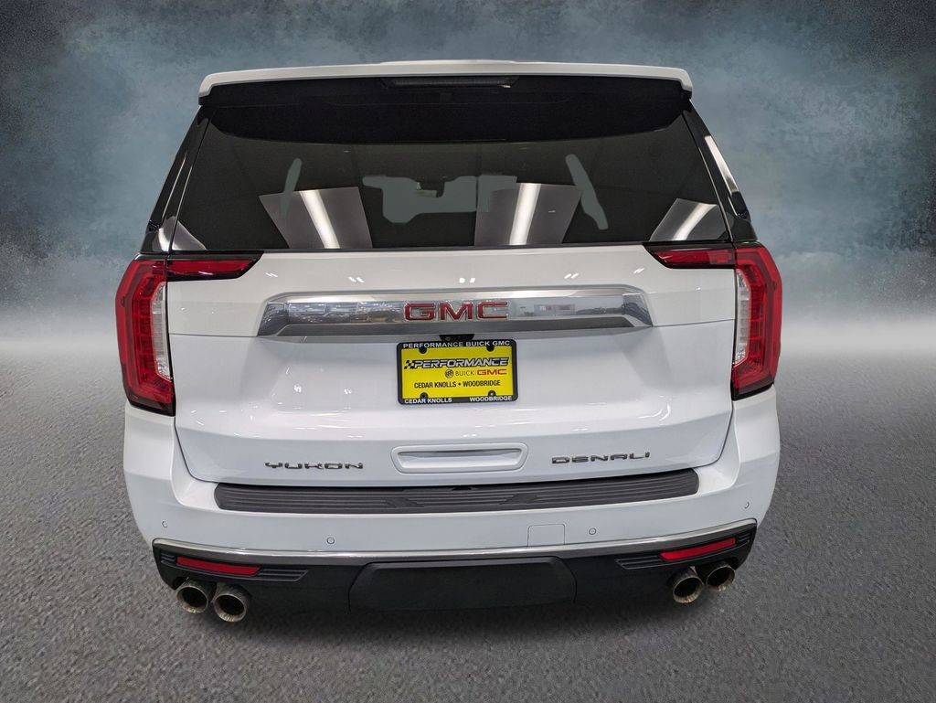 Used 2023 GMC Yukon Denali w/ Advanced Technology Package image 5