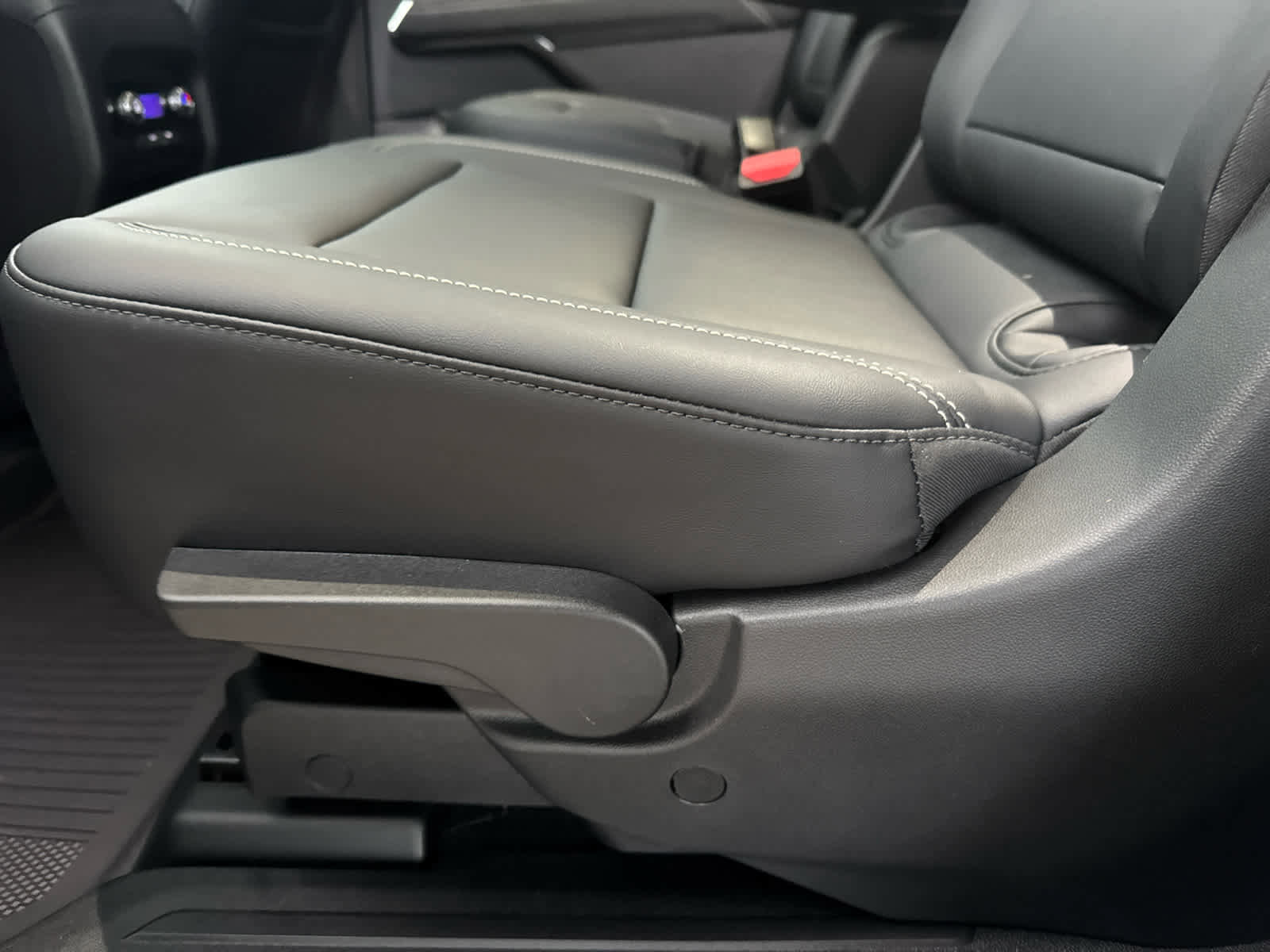 Certified 2024 GMC Acadia Elevation w/ LPO, Floor Liner Package image 27