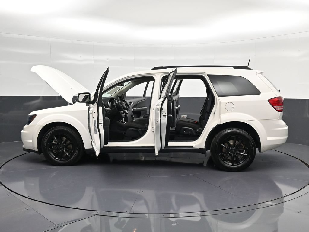 Used 2020 Dodge Journey SE w/ Blacktop Package FWD image 40