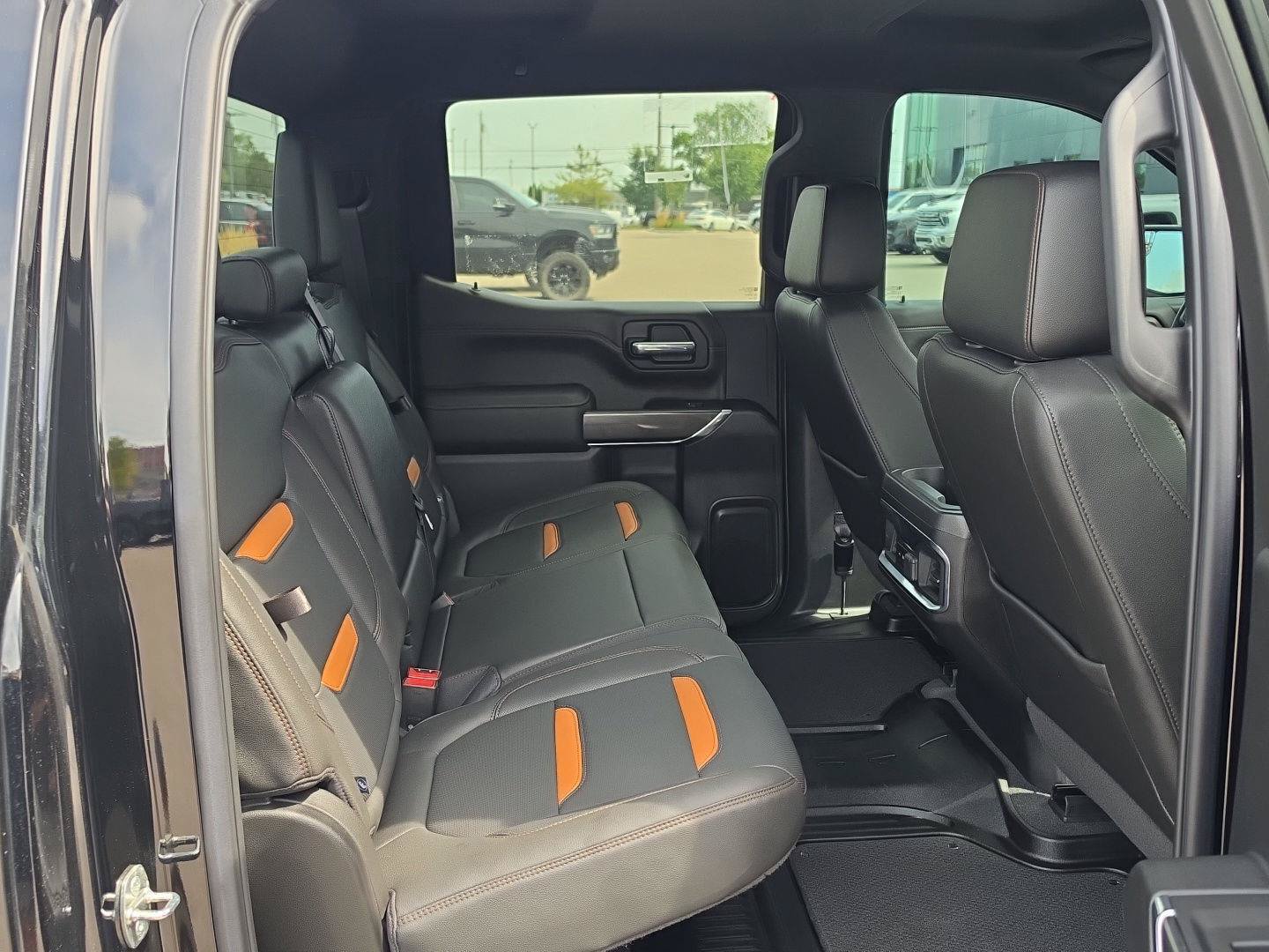 Used 2021 GMC Sierra 1500 AT4 AWD/4WD image 11