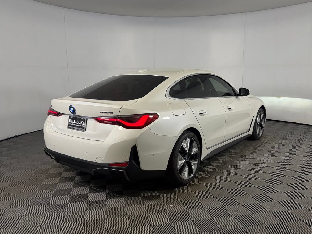 Used 2025 BMW i4 eDrive40 w/ Parking Assistance Package RWD image 5