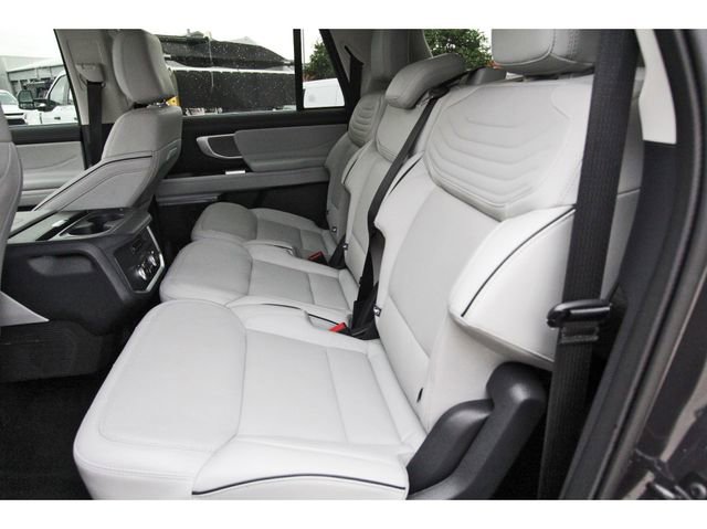 Used 2025 Ford Expedition Max Platinum w/ Platinum Ultimate Package image 13