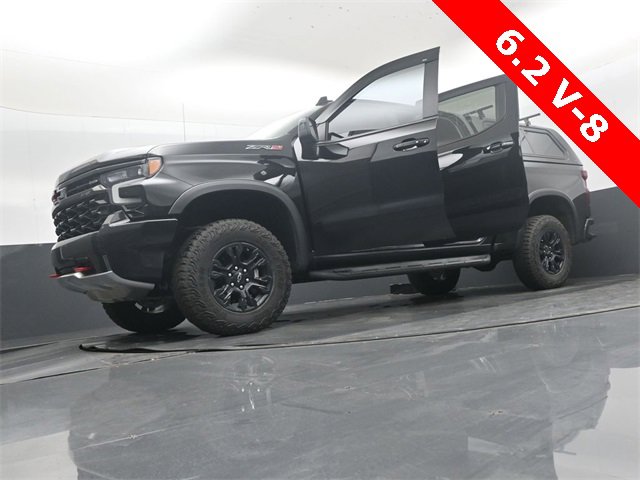 Used 2024 Chevrolet Silverado 1500 ZR2 w/ Technology Package image 46