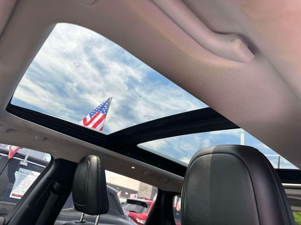 Used 2019 Jeep Cherokee Limited AWD/4WD image 21