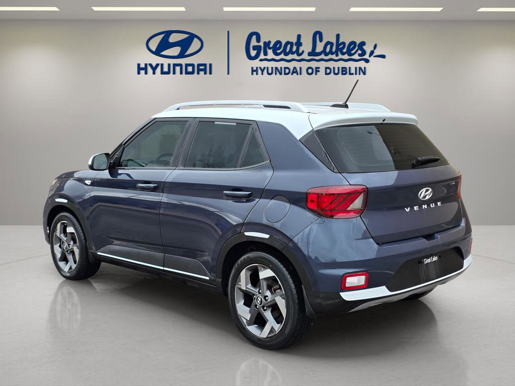 Certified 2024 Hyundai Venue Limited image 3