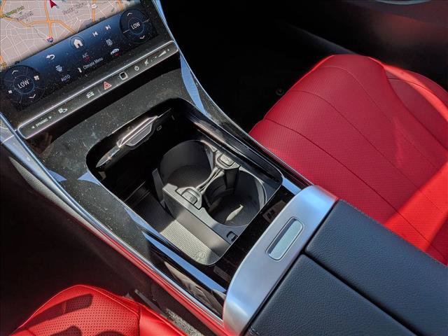 New 2026 Mercedes-Benz CLE 300 4MATIC Coupe image 12