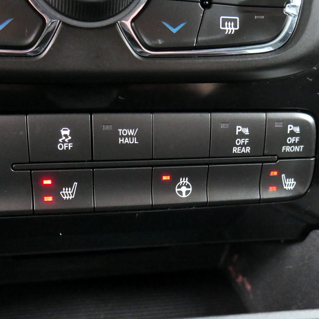 Used 2017 RAM 1500 Sport w/ Black Ram 1500 Sport Group image 30