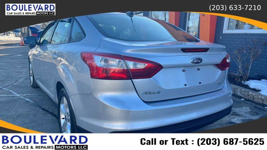 Used 2013 Ford Focus SE FWD image 6