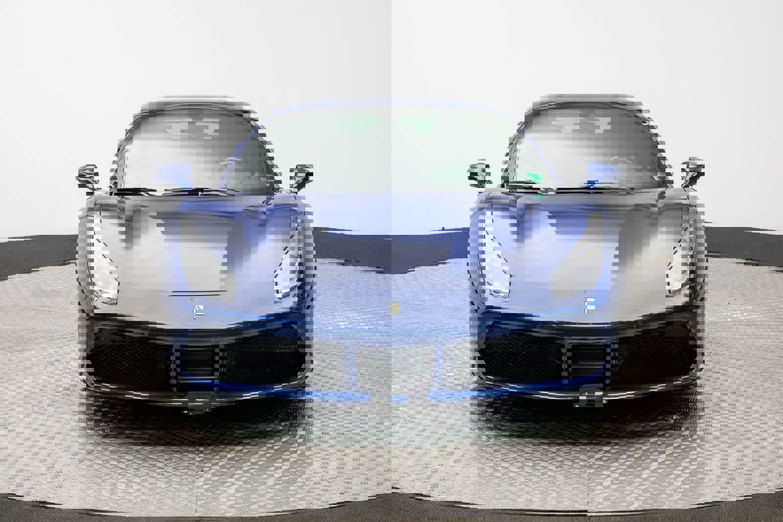 Used 2018 Ferrari 488 GTB image 6