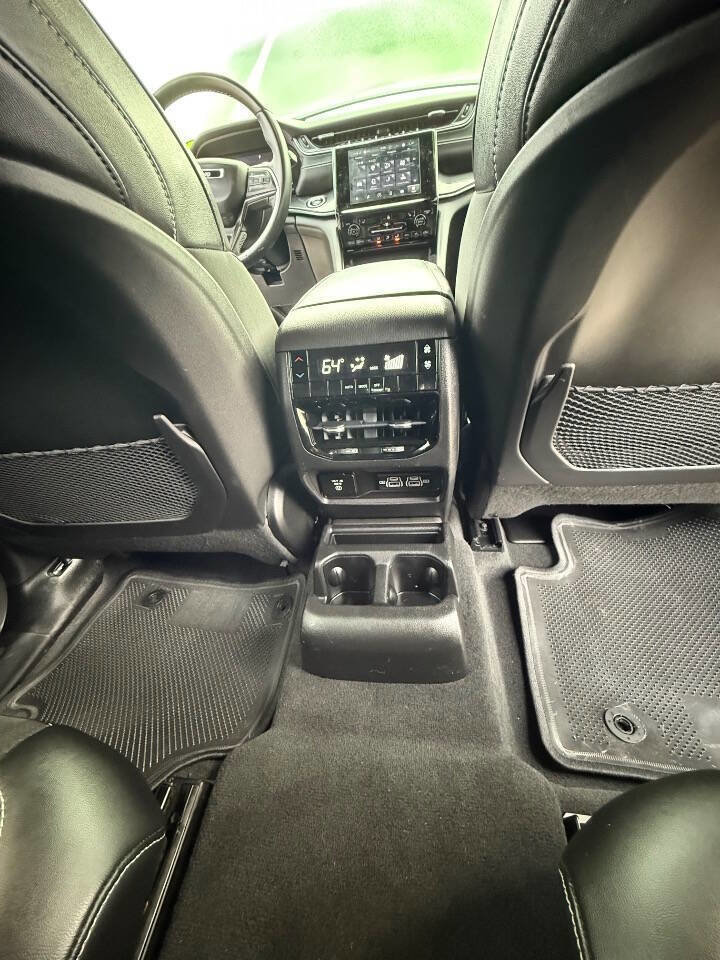 Used 2022 Jeep Grand Cherokee L Laredo image 27