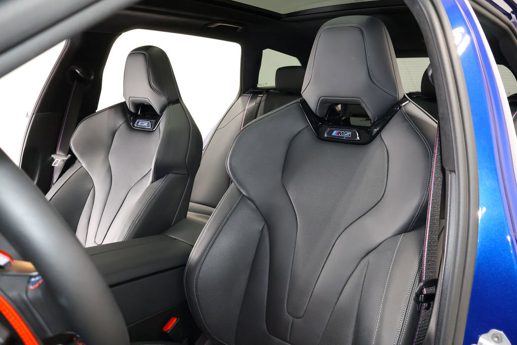 Used 2025 BMW M5 Touring image 48