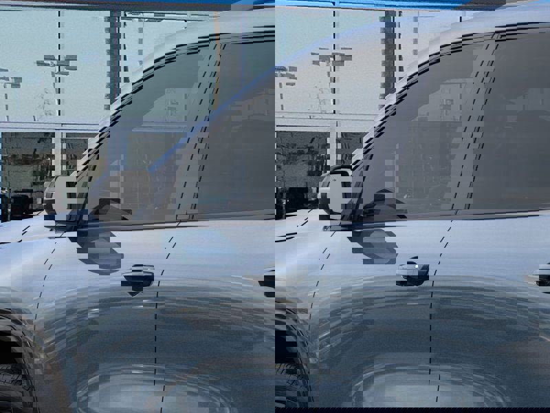 New 2026 Chevrolet Traverse RS w/ LPO, Floor Liner Package image 12