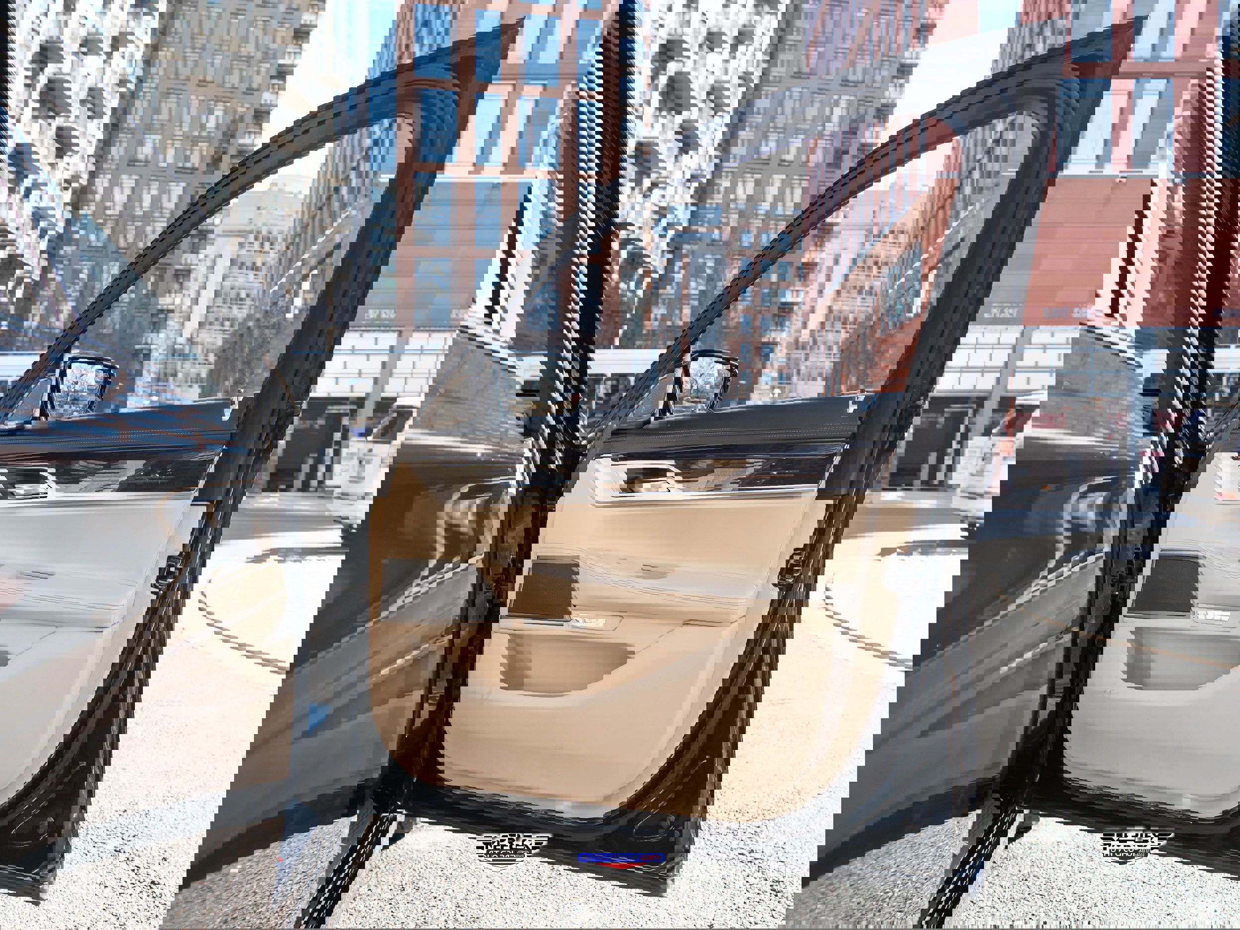 Used 2017 BMW 750i RWD image 47