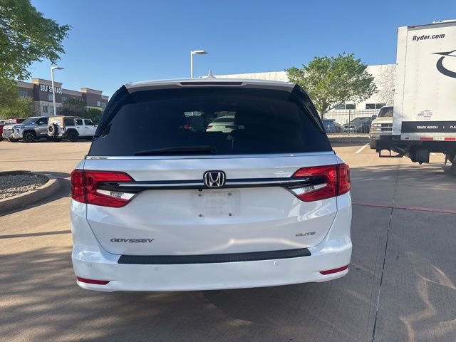 Used 2024 Honda Odyssey Elite image 6