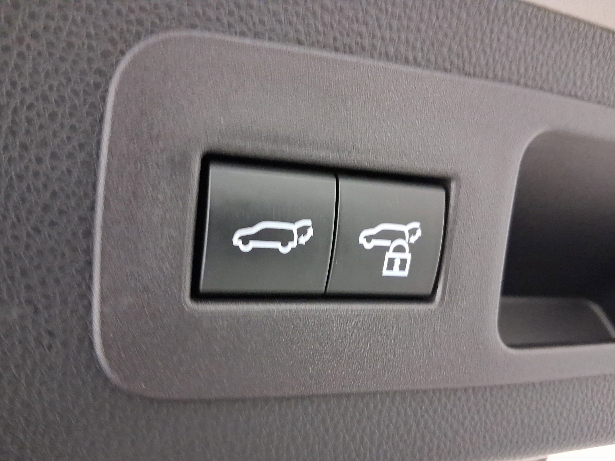 Used 2024 Lexus LX 600 F Sport image 29