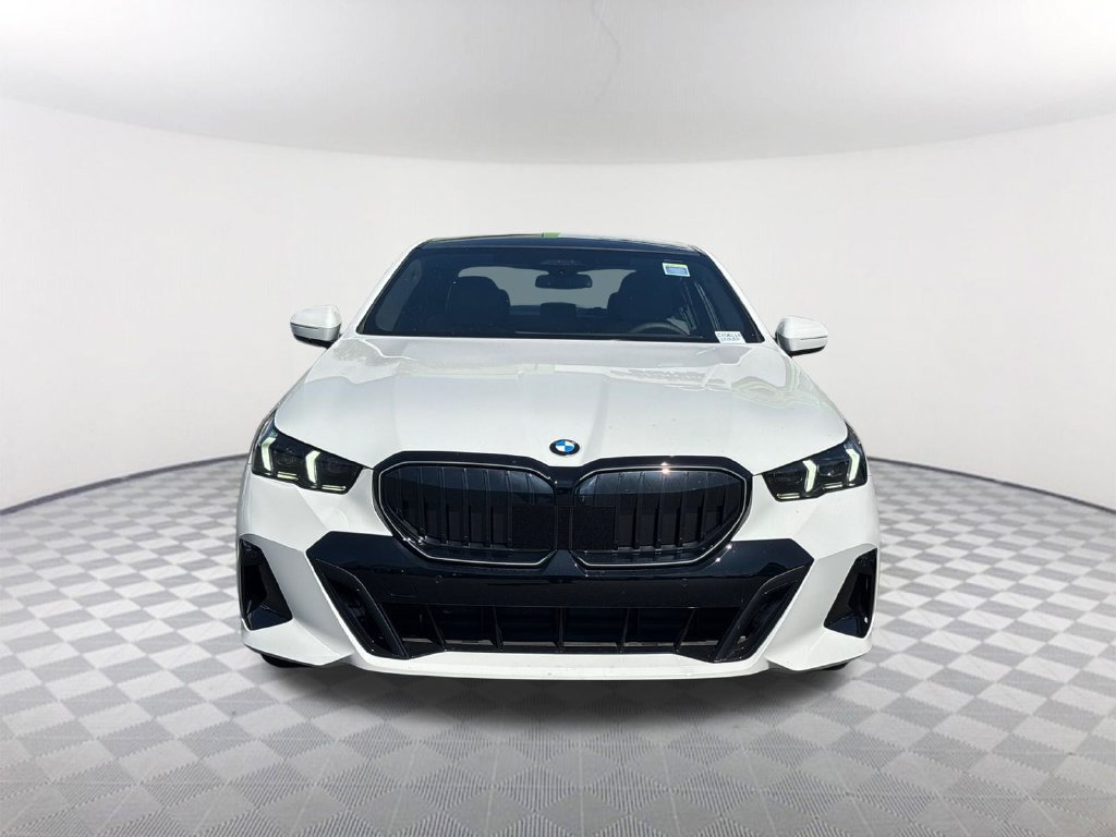 New 2026 BMW 530i w/ Executive Package RWD image 2