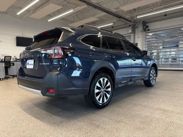 Used 2024 Subaru Outback Limited AWD/4WD image 5