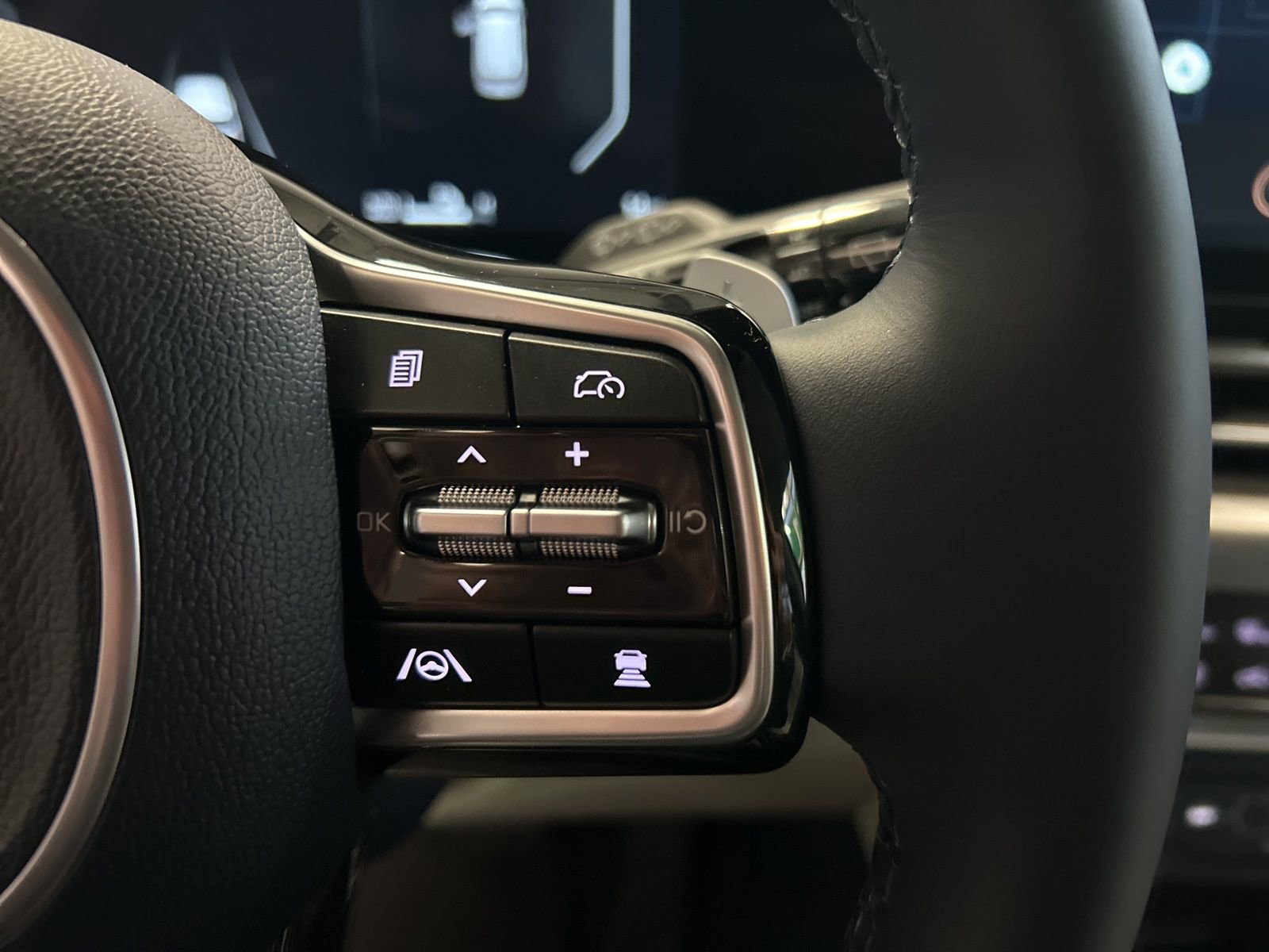 New 2026 Kia Carnival SX Prestige FWD image 25
