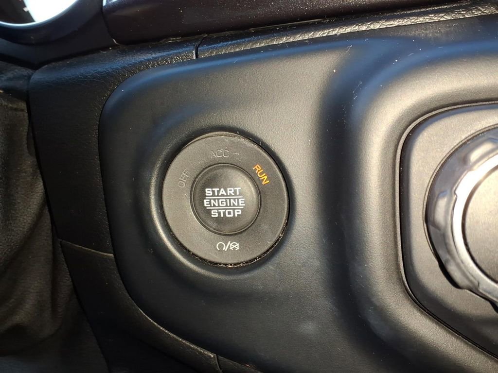 Used 2021 Jeep Wrangler Unlimited Sahara image 17