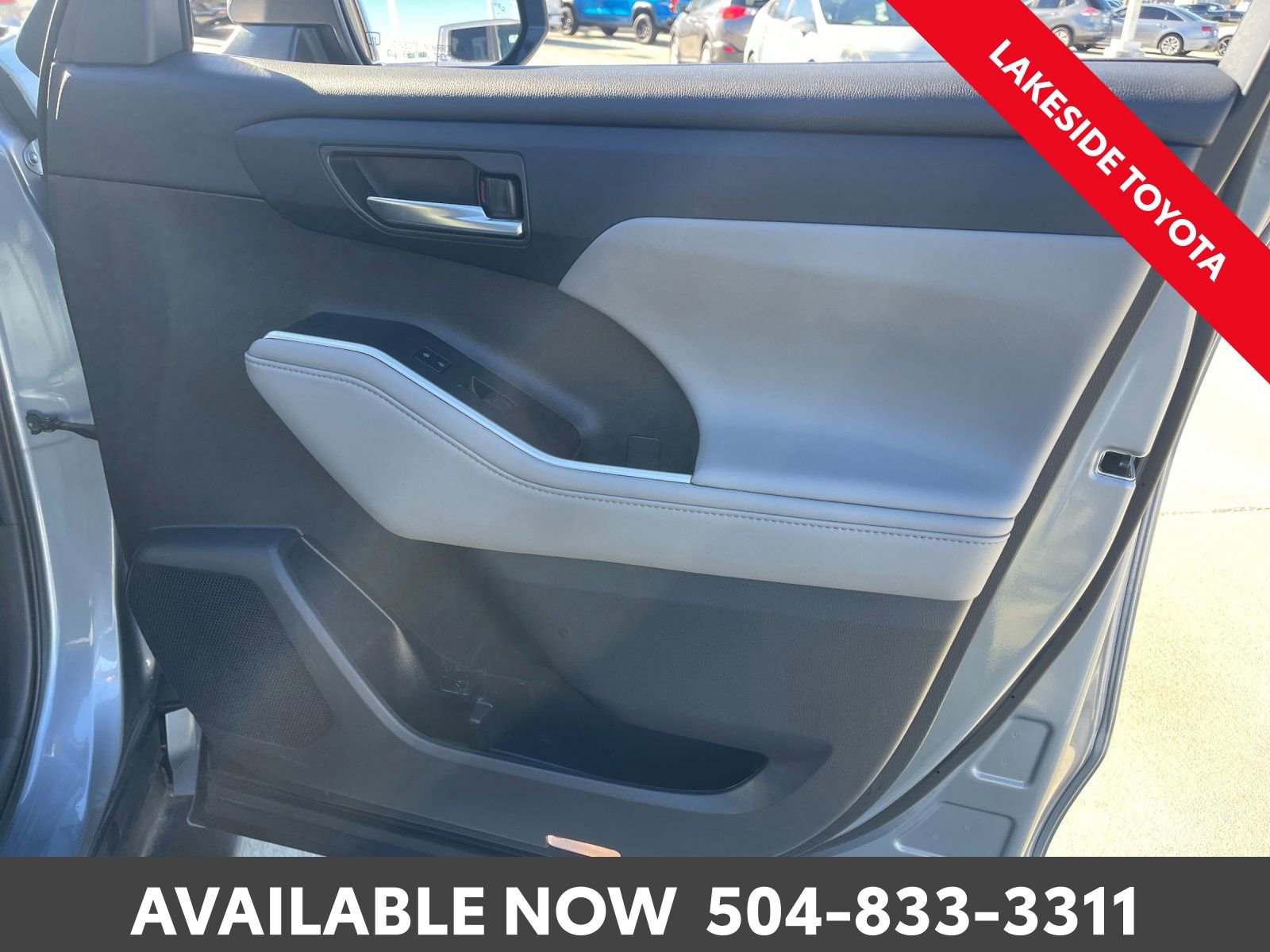 Used 2021 Toyota Highlander XLE image 18