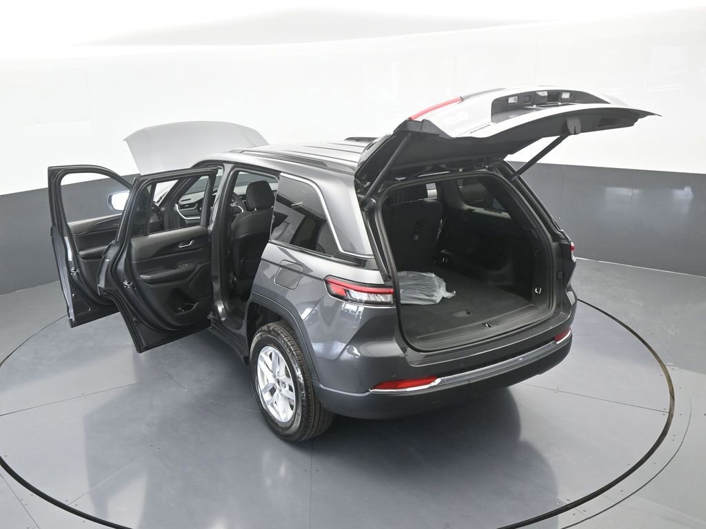 New 2026 Jeep Grand Cherokee Laredo X AWD/4WD image 64