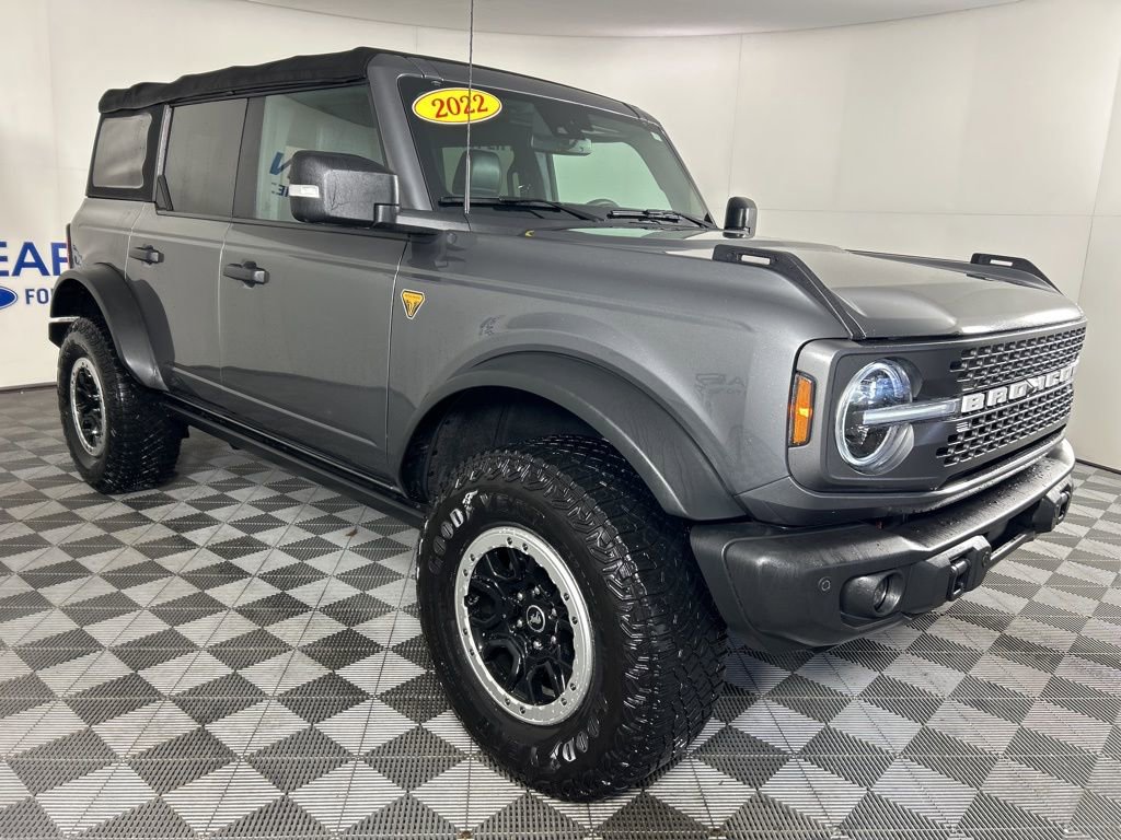 Used 2022 Ford Bronco Badlands image 4