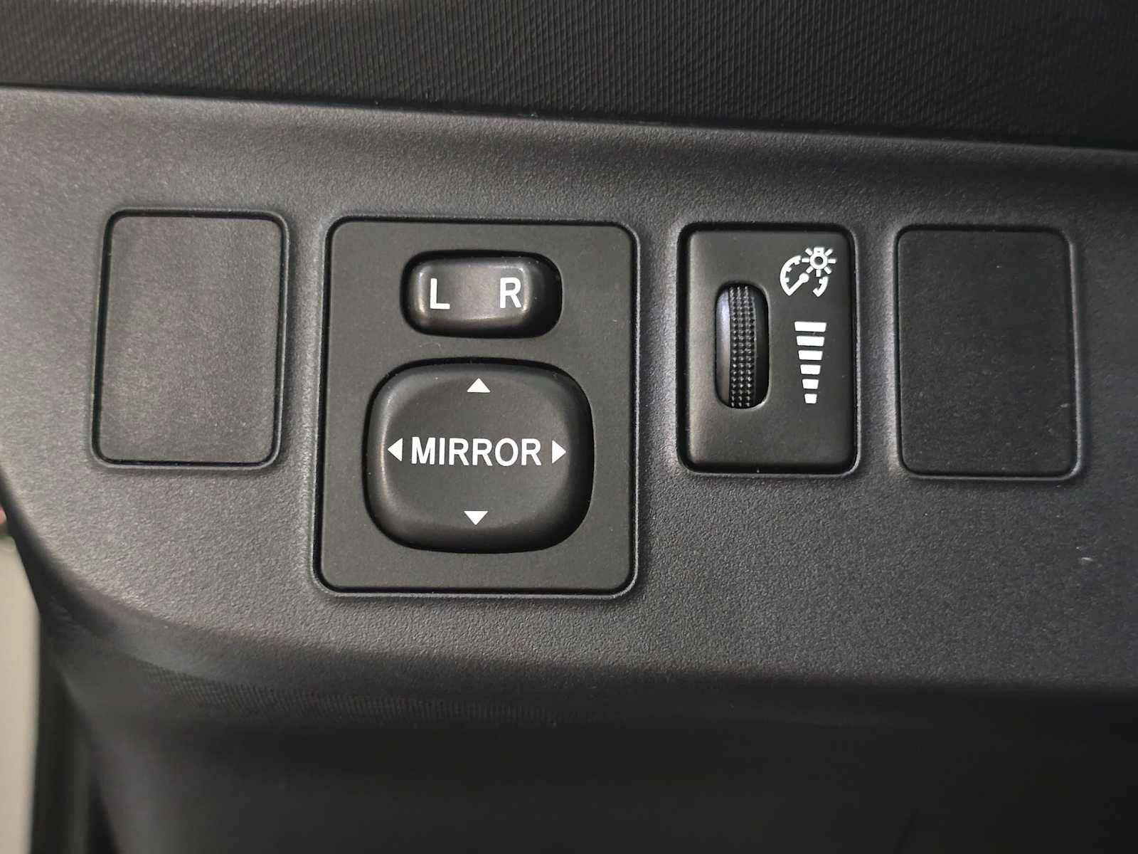 Used 2015 Toyota Prius C Two FWD image 16