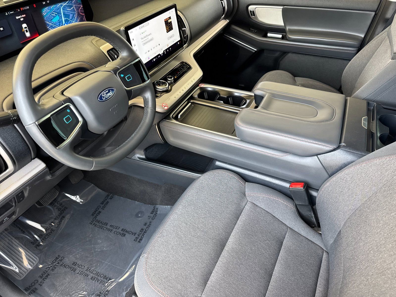 Used 2025 Ford Expedition Max Active RWD image 11