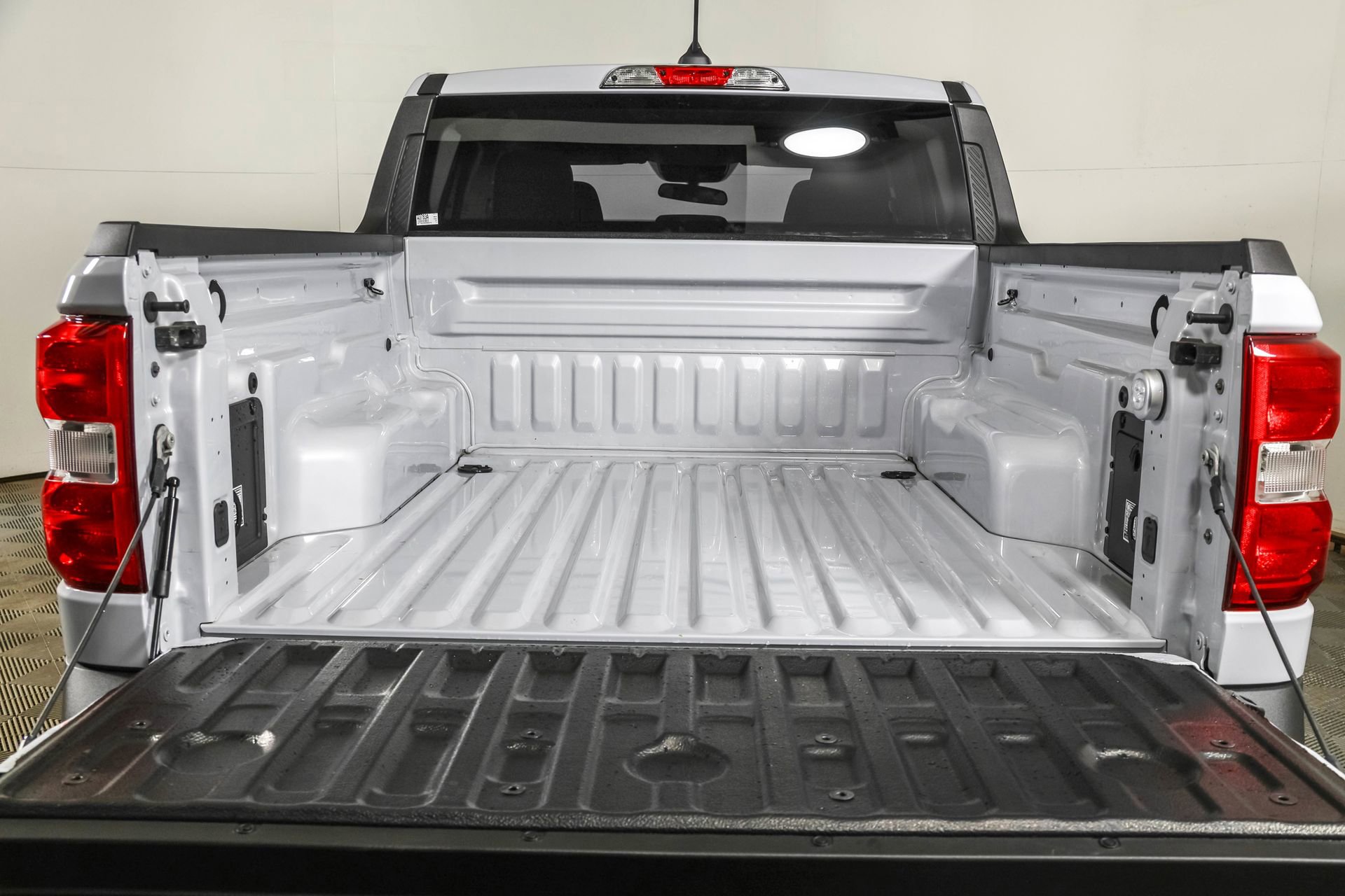 Used 2025 Ford Maverick XLT w/ Equipment Group 302A image 38