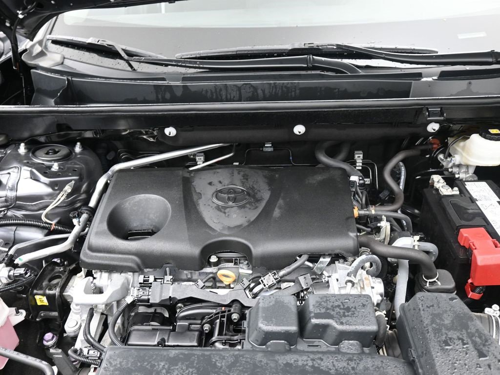 Used 2023 Toyota RAV4 LE image 23
