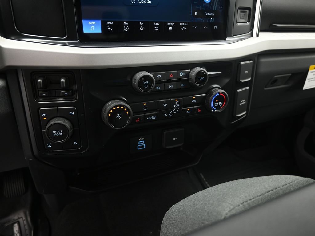 New 2026 Ford F250 XLT w/ XLT Premium Package image 15