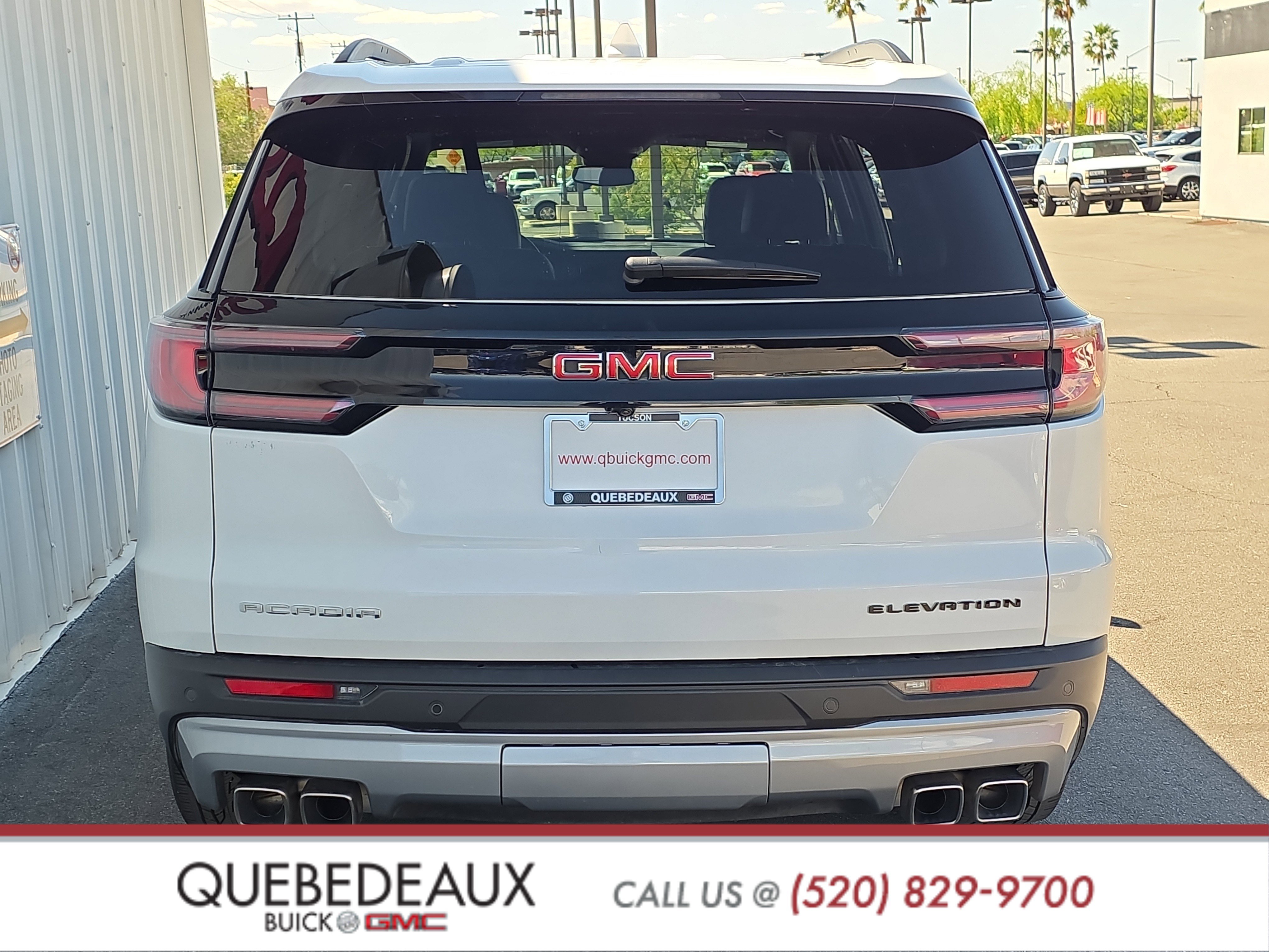 Used 2024 GMC Acadia Elevation w/ Luxury Package image 6