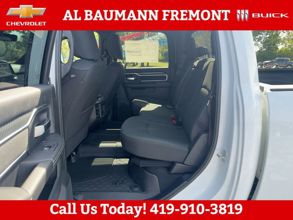 New 2026 RAM 2500 Big Horn AWD/4WD image 15