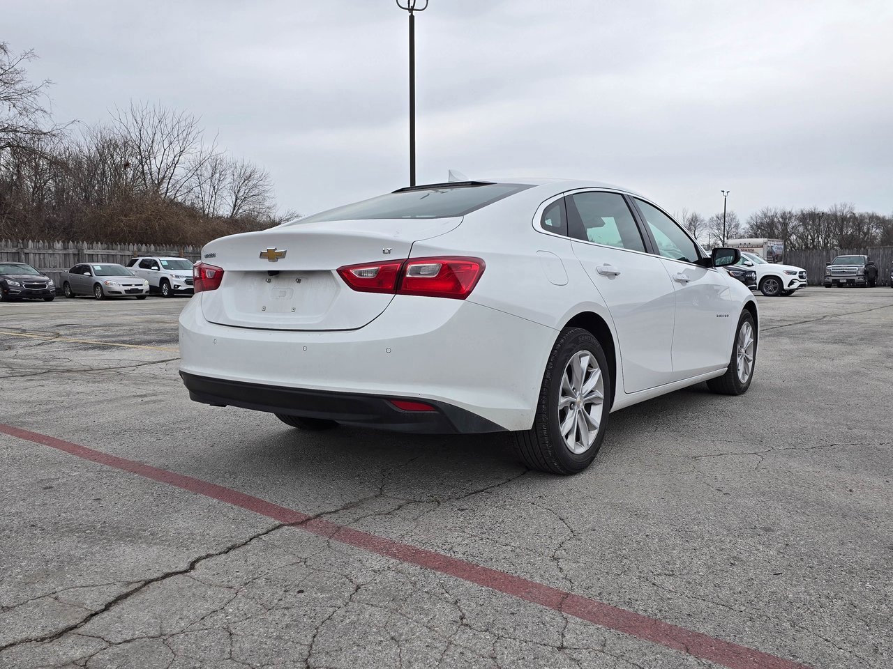 Used 2025 Chevrolet Malibu LT image 6