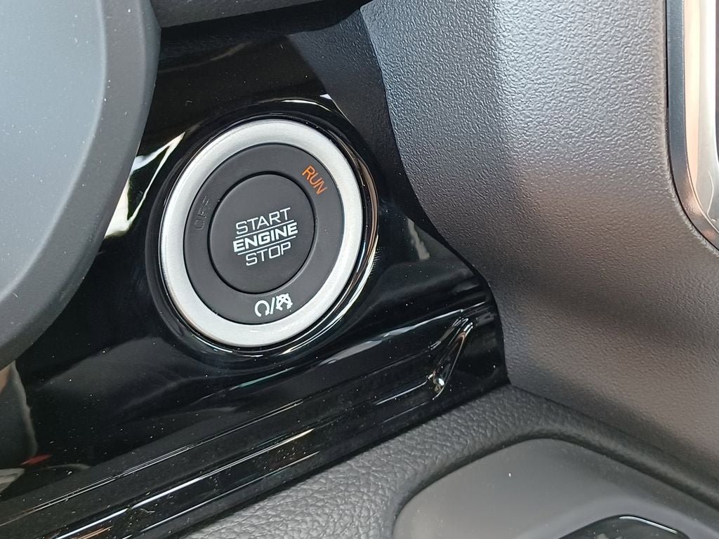 New 2026 RAM 1500 Laramie AWD/4WD image 19