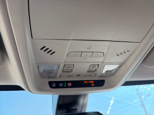 Used 2019 Cadillac XT5 Luxury FWD image 19