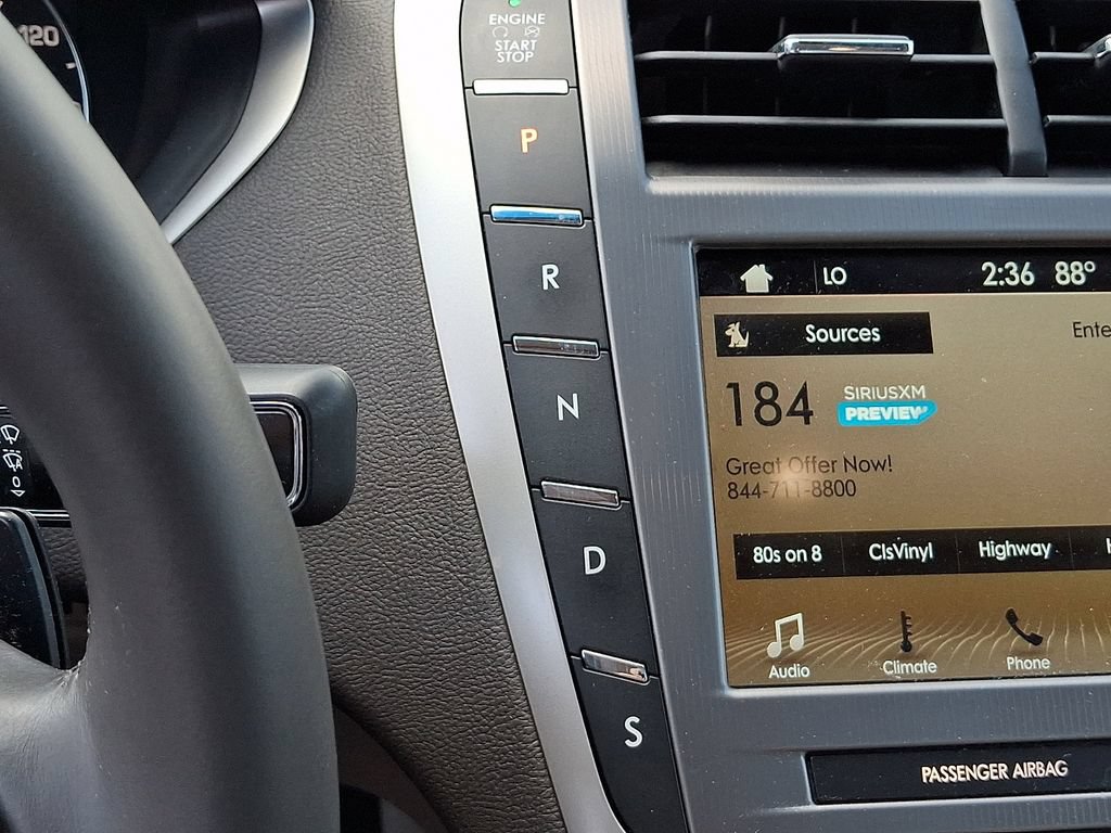 Used 2018 Lincoln MKZ Reserve w/ Technology Package AWD/4WD image 15