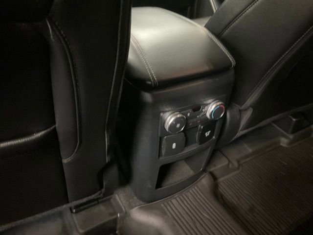 Used 2021 Ford Explorer Limited w/ Equipment Group 301A AWD/4WD image 8