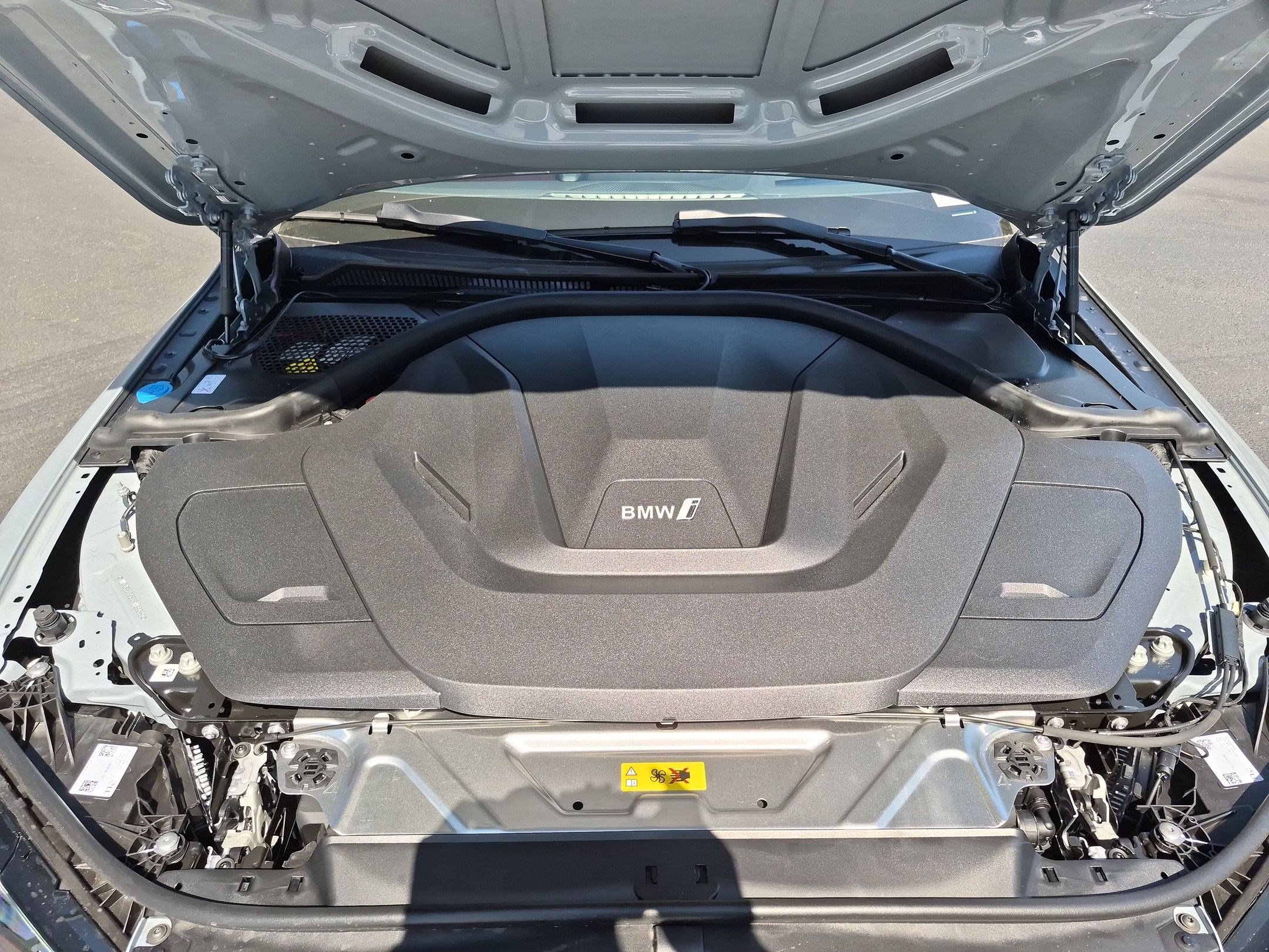 New 2026 BMW i4 eDrive40 w/ M Sport Package RWD image 33
