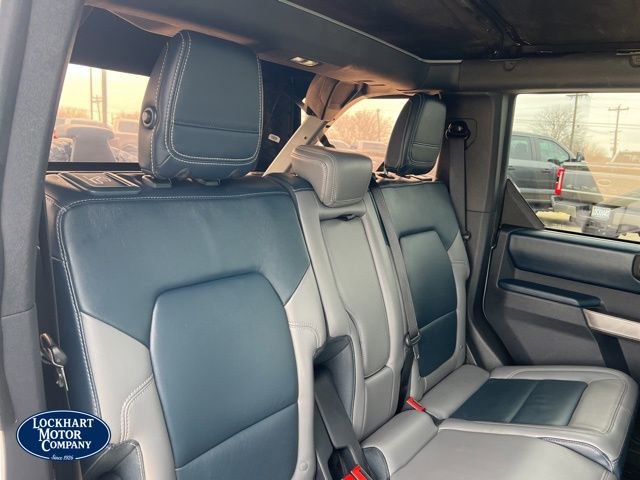 Used 2021 Ford Bronco Outer Banks w/ Sasquatch Package image 19
