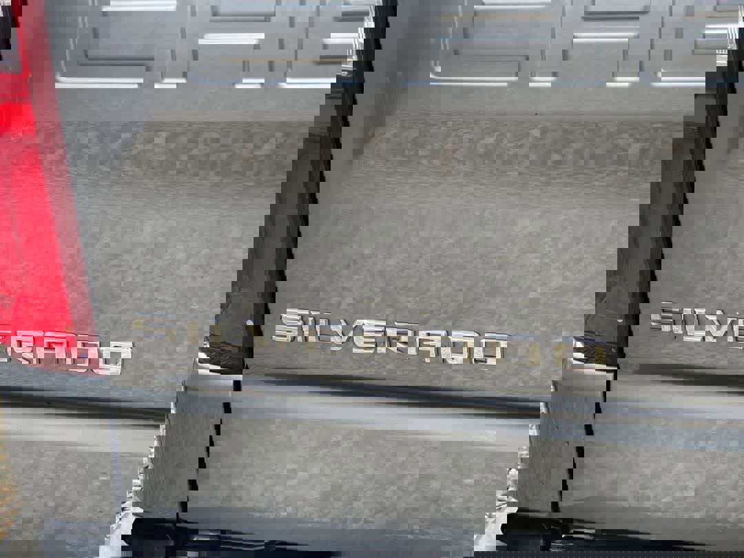 Used 2019 Chevrolet Silverado 1500 High Country image 11