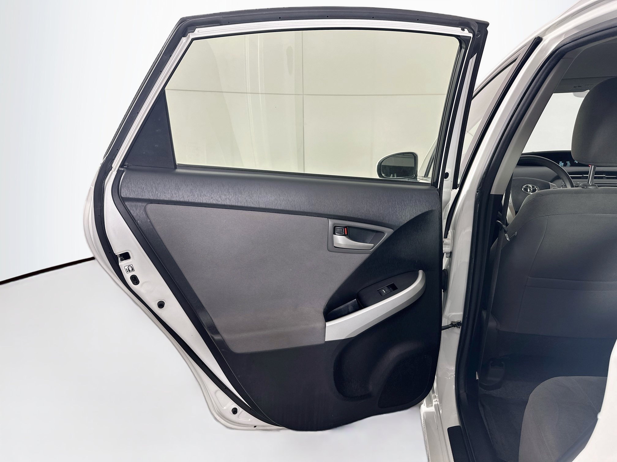 Used 2015 Toyota Prius Two FWD image 24