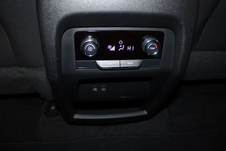 Certified 2024 Chevrolet Traverse LS image 22