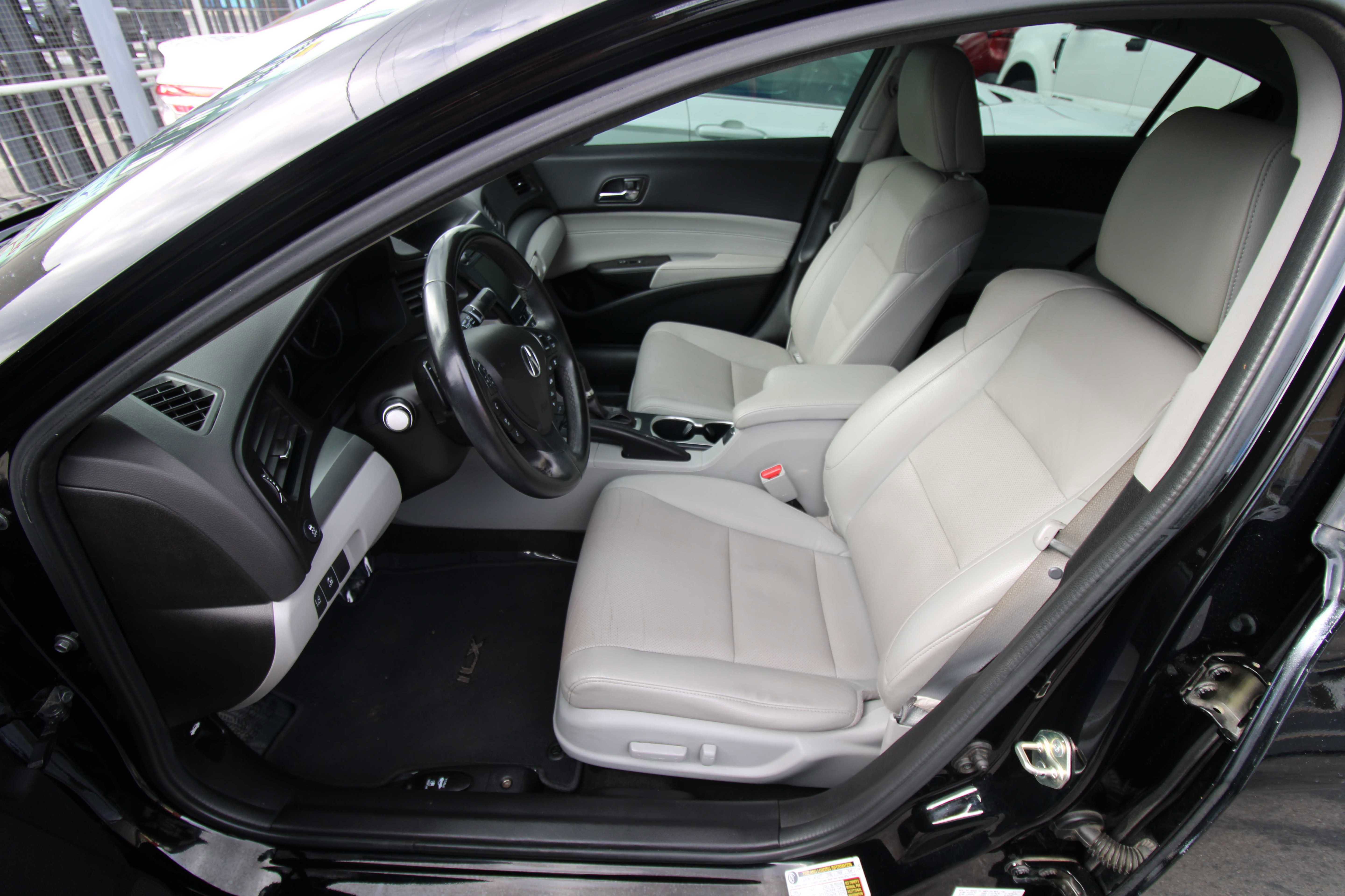 Used 2017 Acura ILX image 15