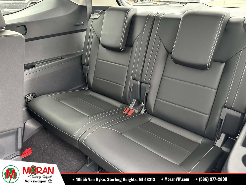 Used 2023 Volkswagen Atlas SEL AWD/4WD image 12