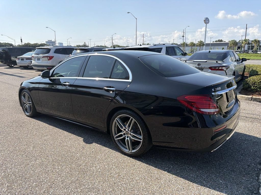 Used 2019 Mercedes-Benz E 300 image 5