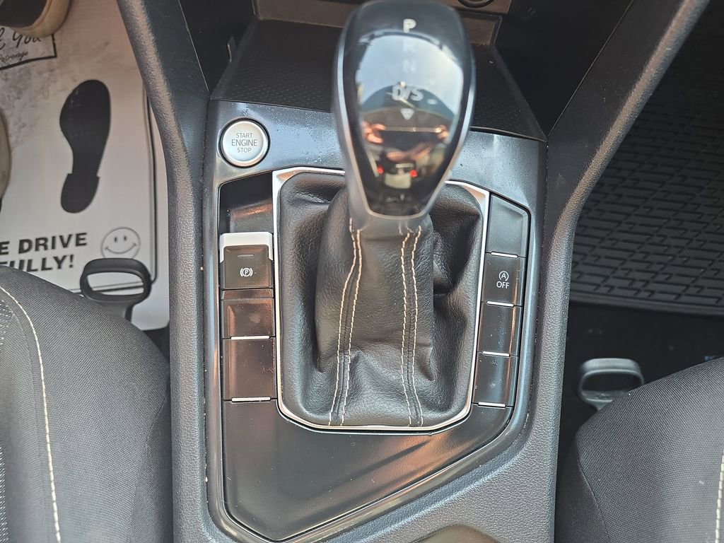 Used 2023 Volkswagen Tiguan S image 31