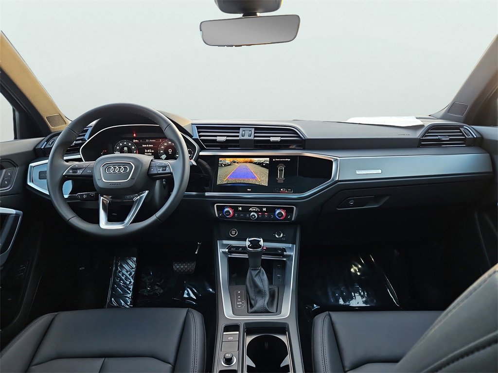 New 2025 Audi Q3 2.0T Premium image 5